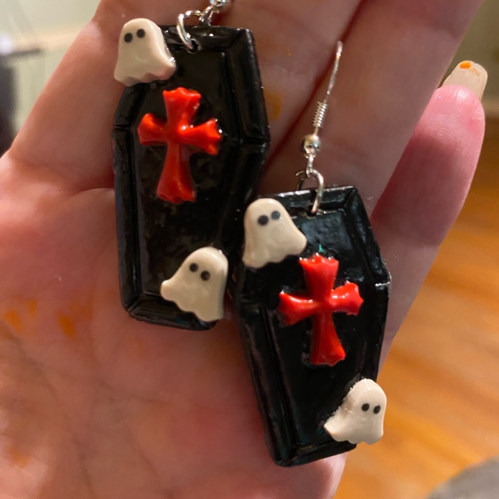 🔥SALE🔥2/$20 Halloween Polymer Clay Coffin Earrings